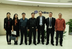 深圳市南山区副区长王东一行莅临米兰体育调研考察